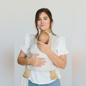 Solly Baby wrap - oat dot